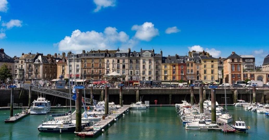 Bienvenue Chez Anais ! Hotell Biville-sur-Mer Exteriör bild